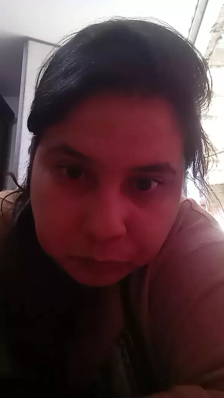 Offline Milf2026 on Cam4