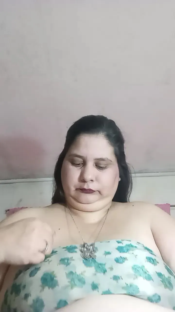 Offline Milf2026 on Cam4