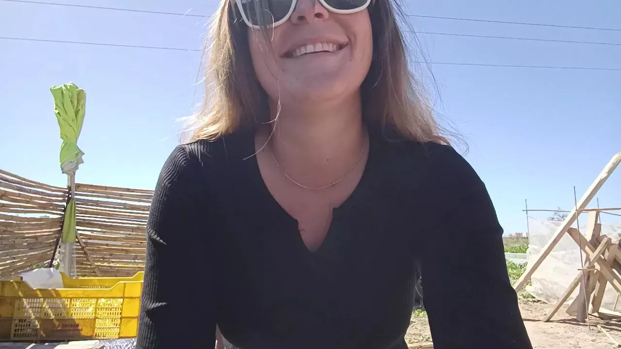 Offline Miss_fantasy_ on Cam4