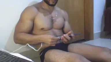 Offline MorenoCarente on Cam4