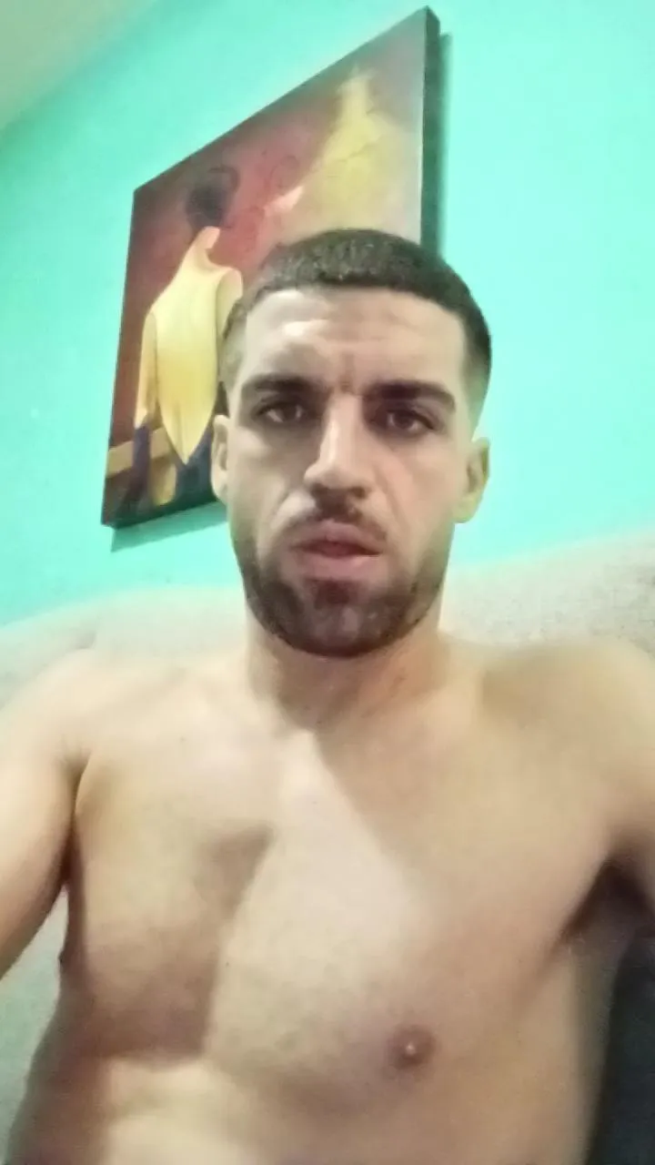 Offline morfeo198 on Cam4