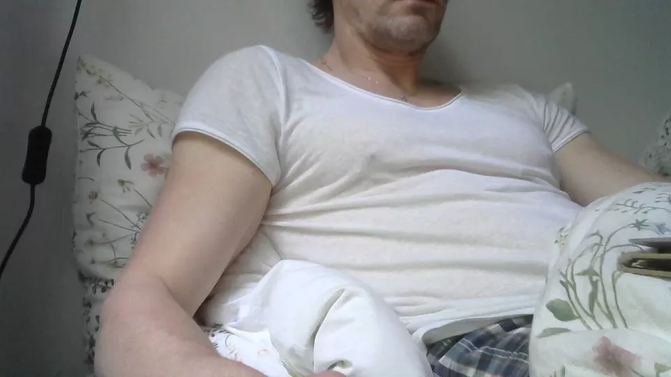 Offline Morningwixer on Cam4