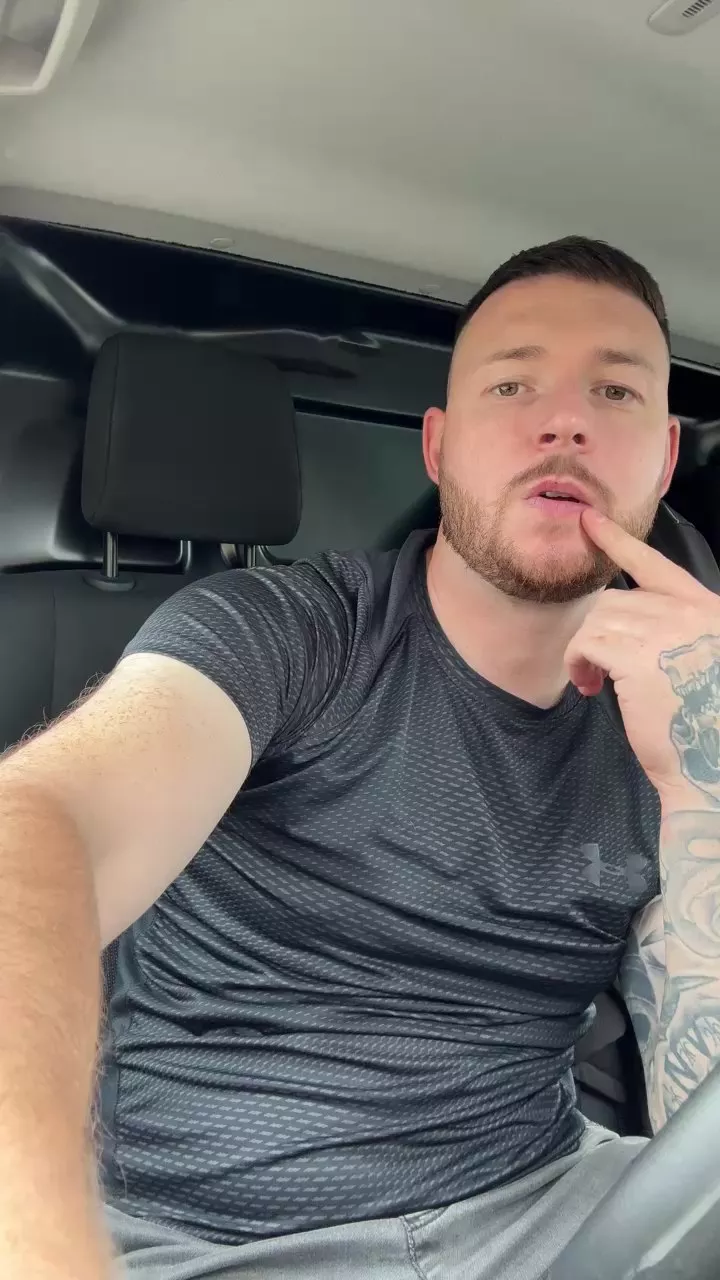 Offline Nicehardon3 on Cam4