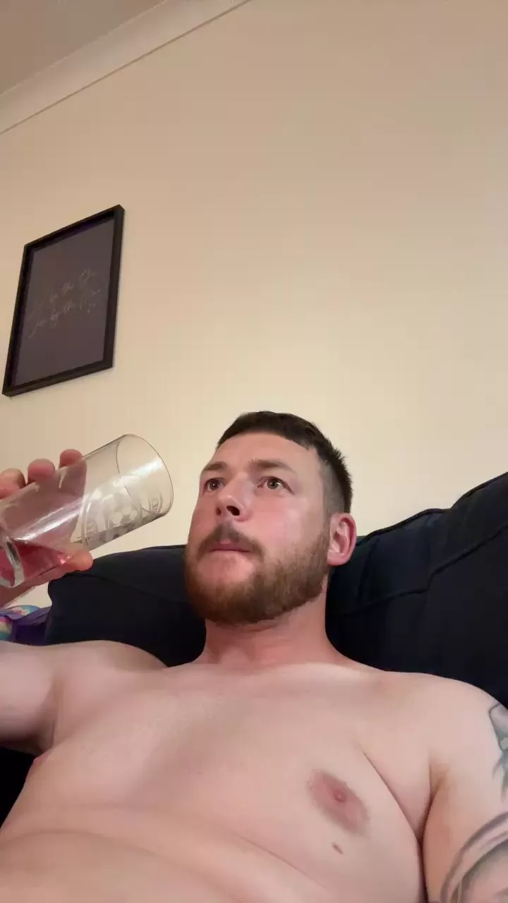 Offline Nicehardon3 on Cam4