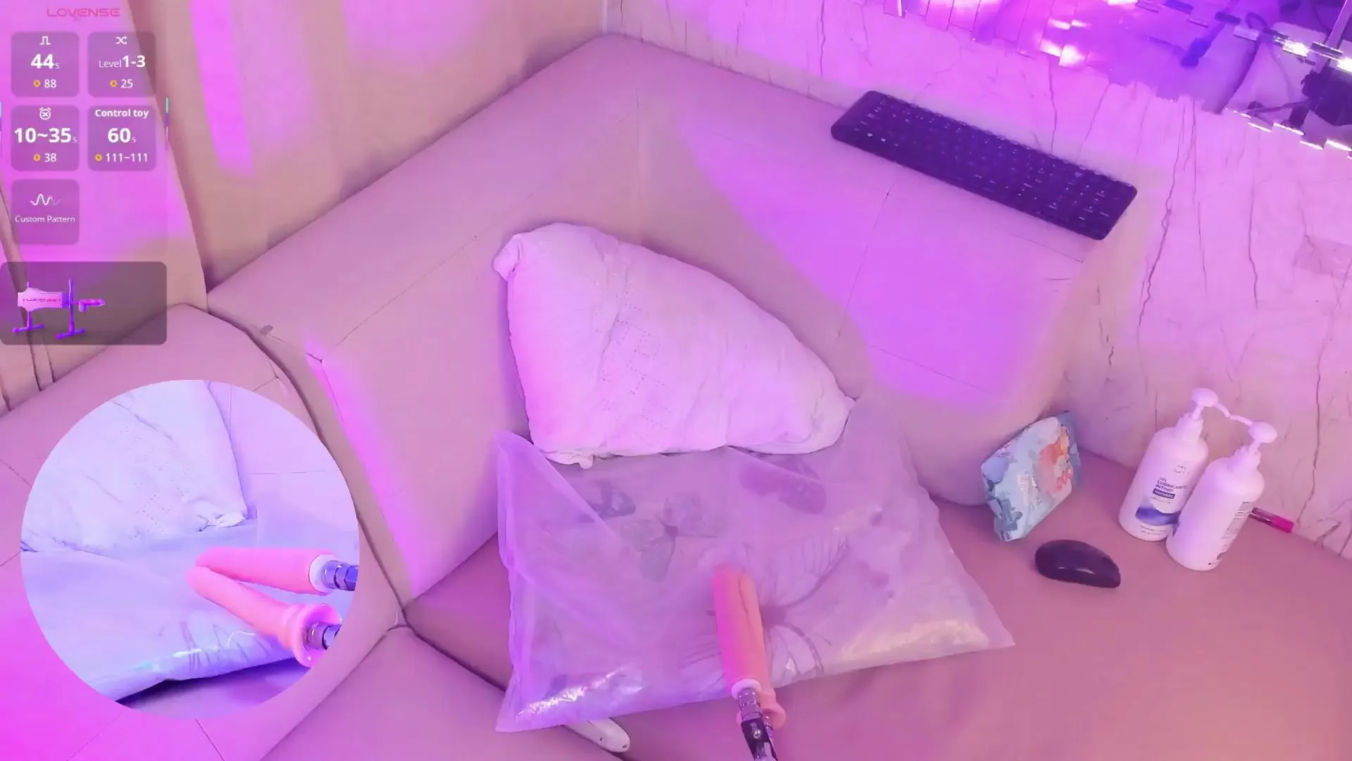 Freechat NinaCapelli_ on Cam4