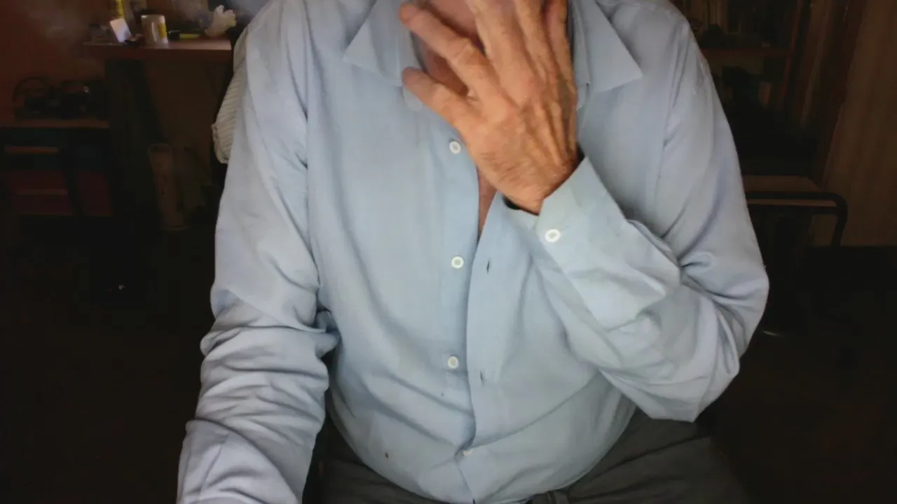 Offline nizi31 on Cam4