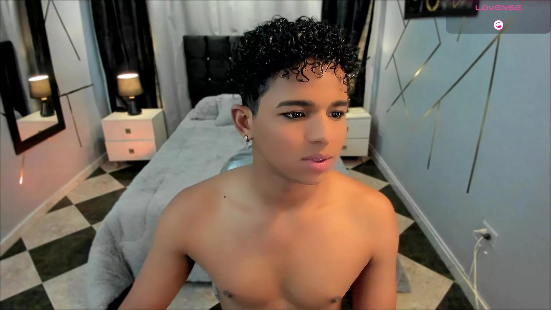 Offline Noah_Smith04 on Cam4