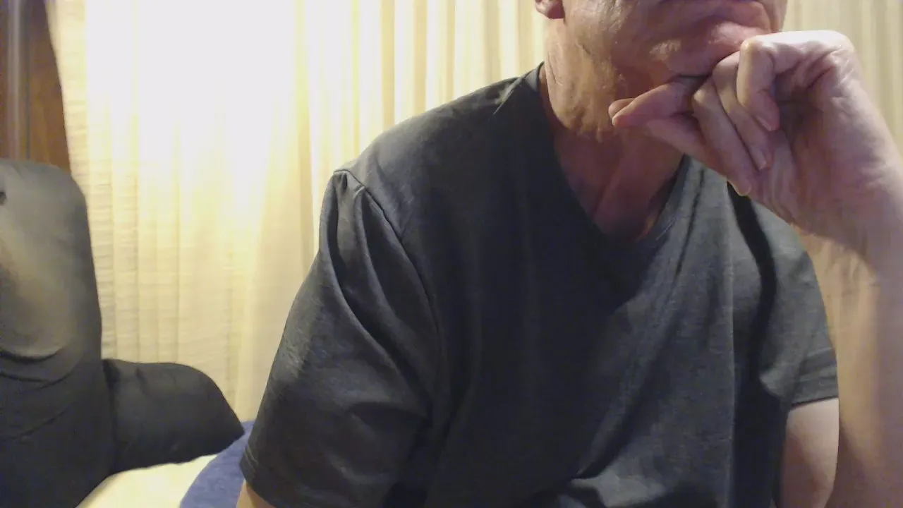 Freechat Oldbutwild on Cam4