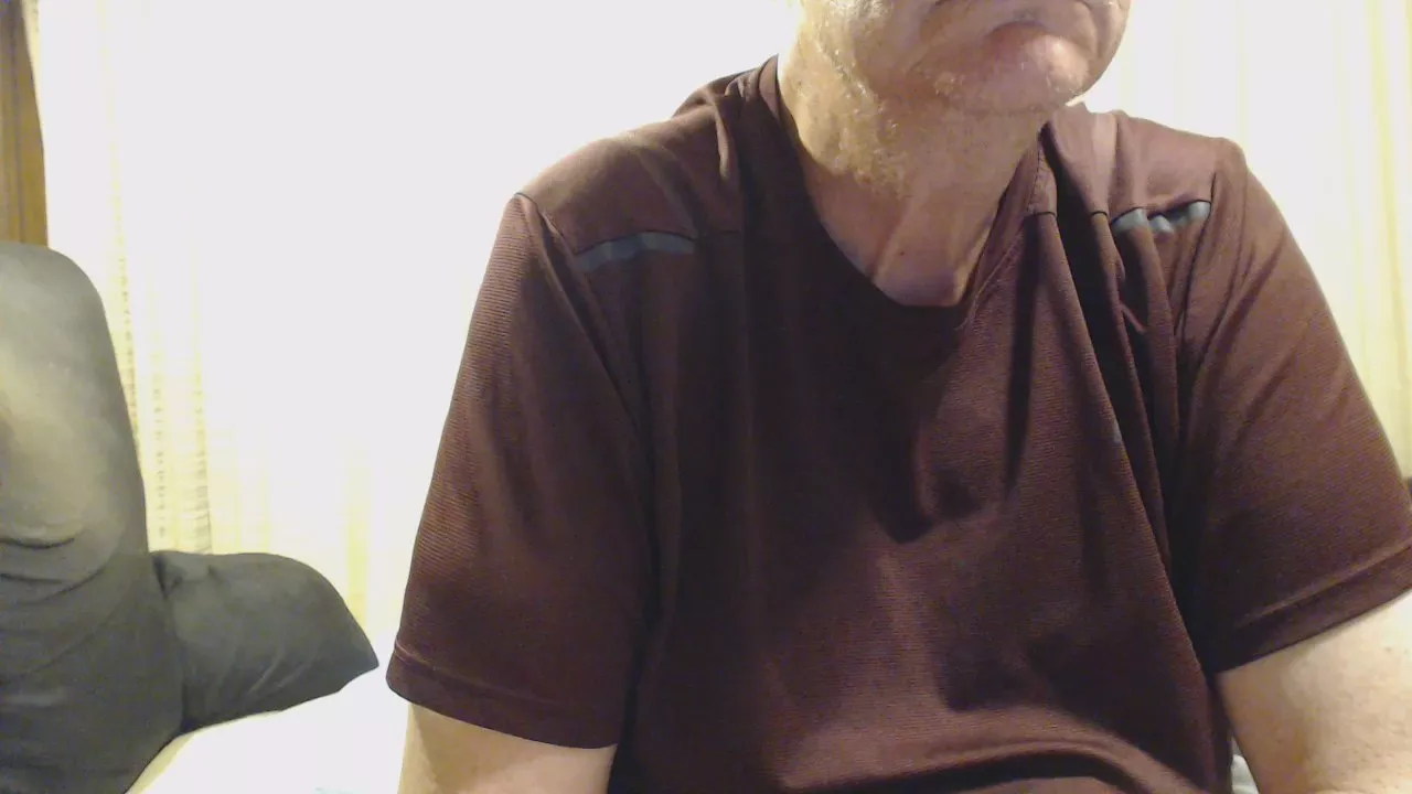 Freechat Oldbutwild on Cam4