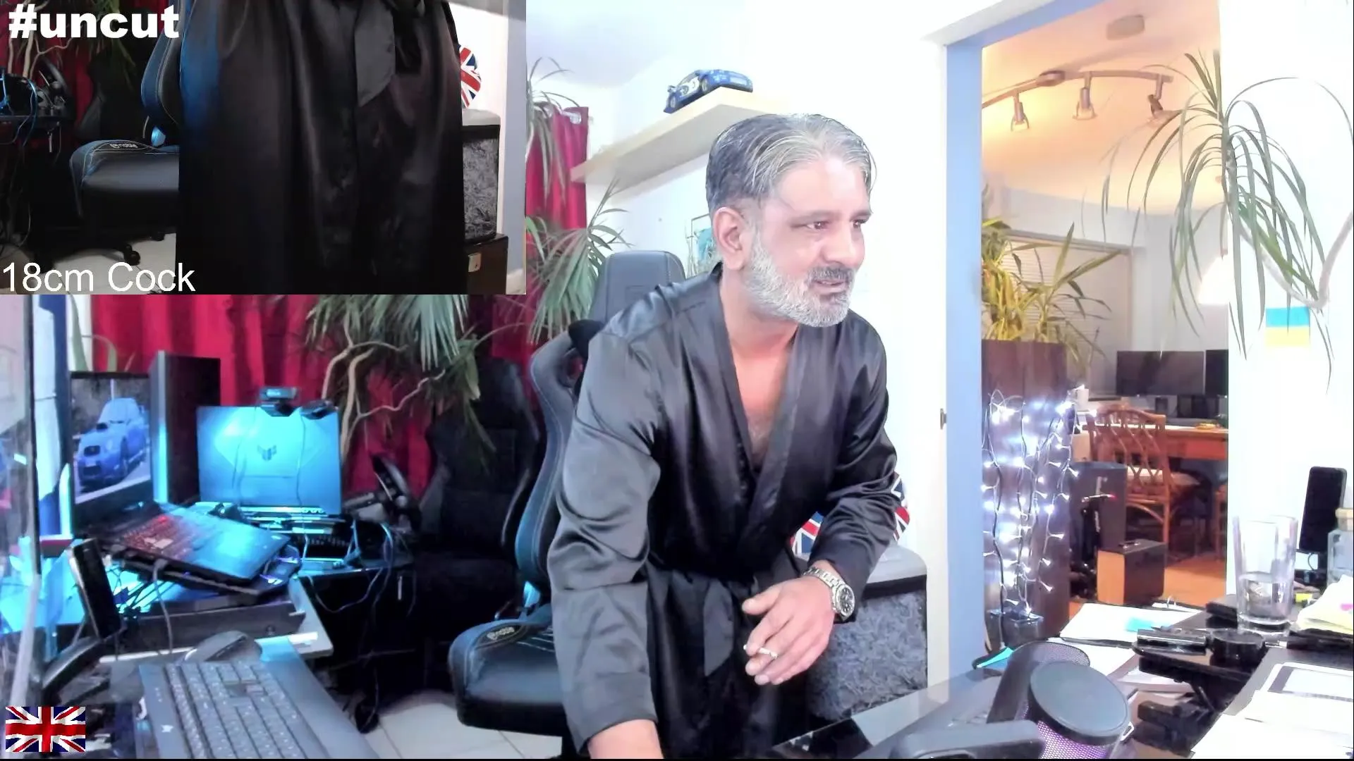 Cam4 OnlineBossUK is Freechat OnlineBossUK — #alpha #milk #masturbation #smoke #striptease #pee #cum