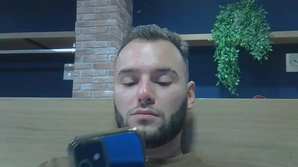 Freechat Piazaocwbbb on Cam4