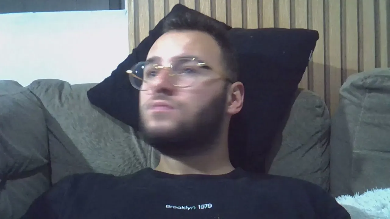 Freechat Piazaocwbbb on Cam4