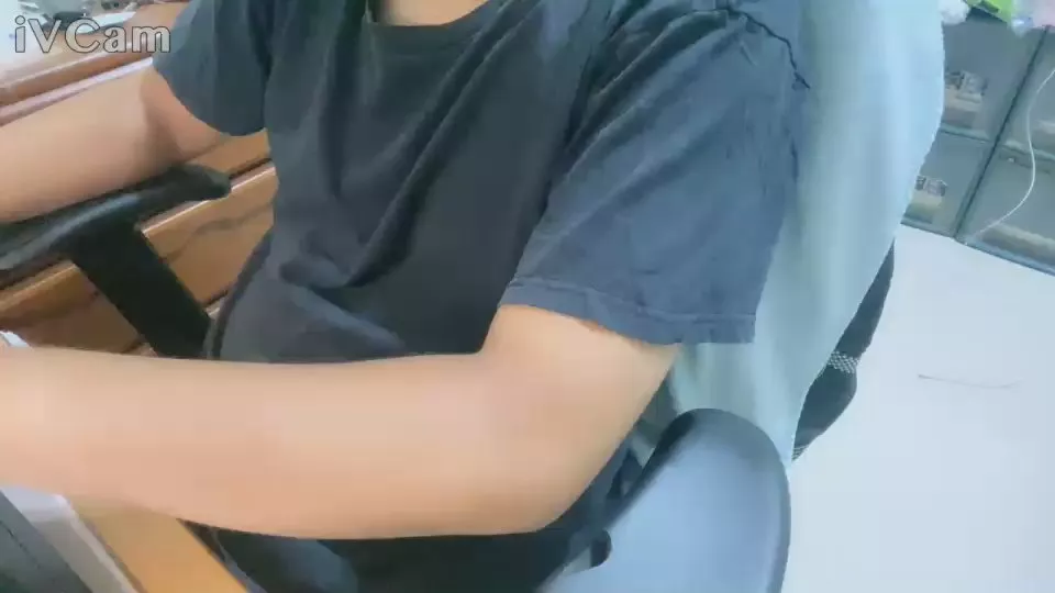 Offline pigbtbt on Cam4