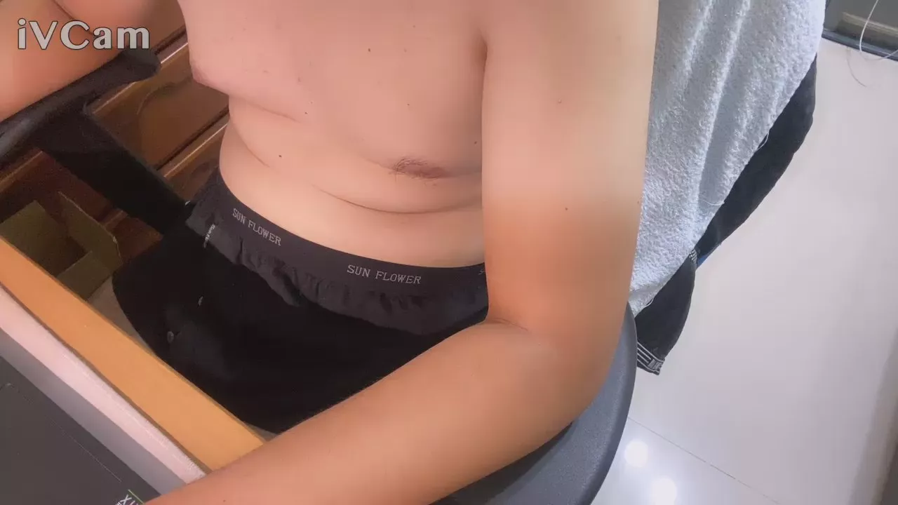 Offline pigbtbt on Cam4