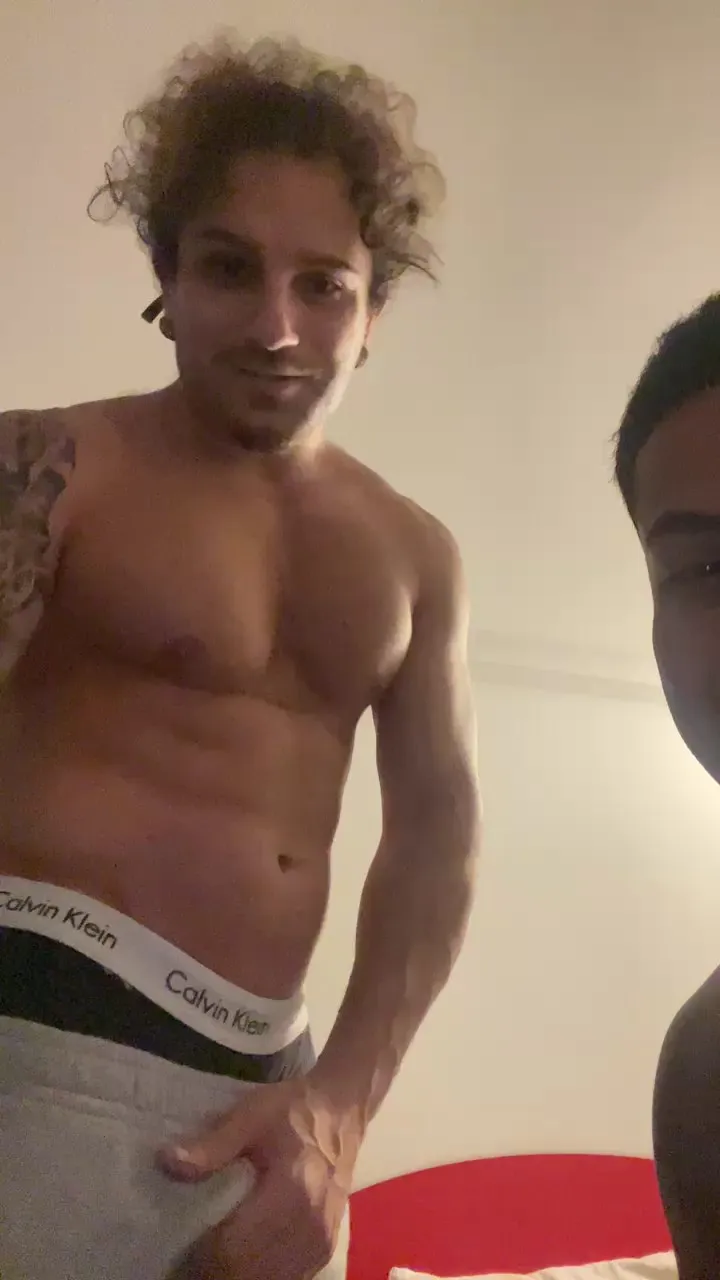 Porcellone22 on Cam4