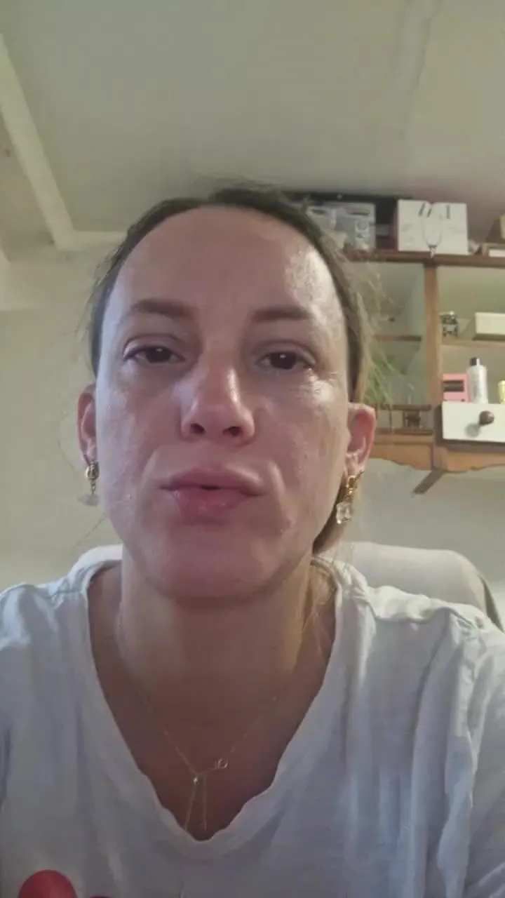 Offline queensinner on Cam4