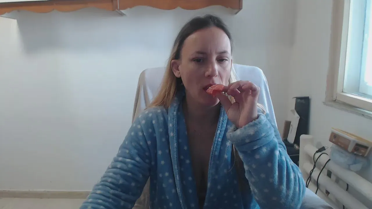 Offline queensinner on Cam4