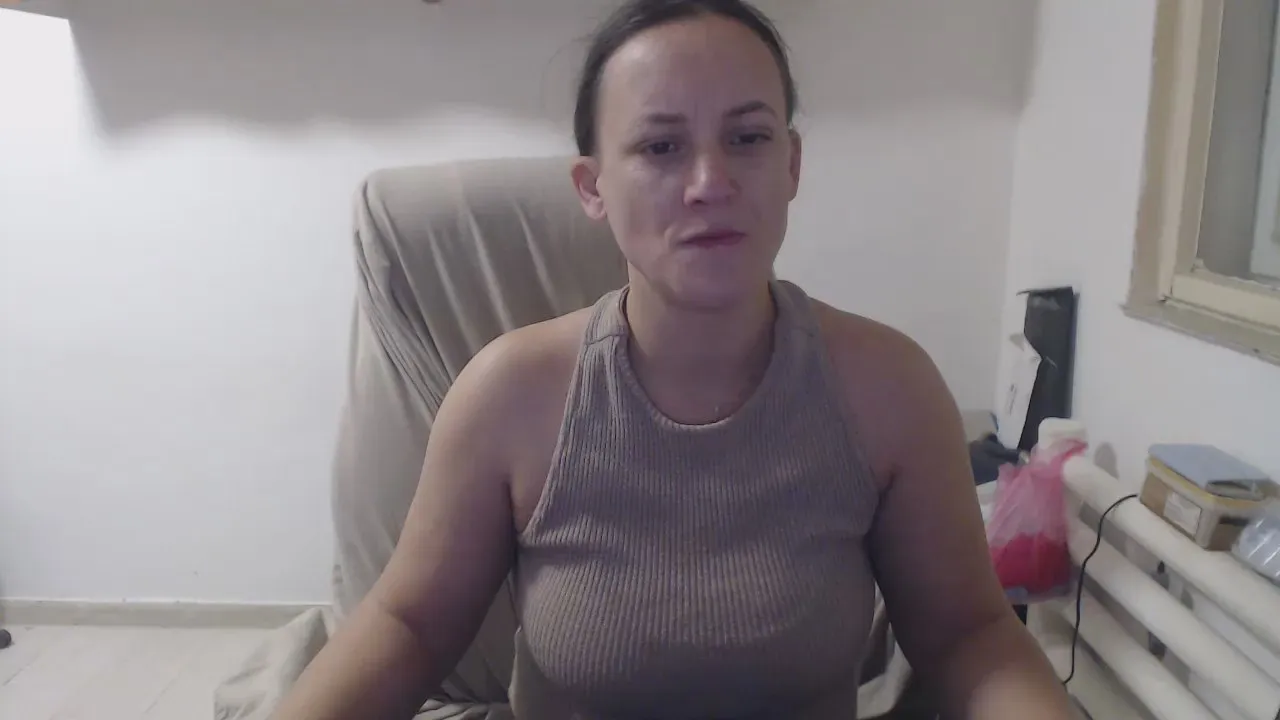 Cam4 queensinner is Freechat queensinner — #smoke #bigass #C2C #strapon #femdom #bdsm #feet