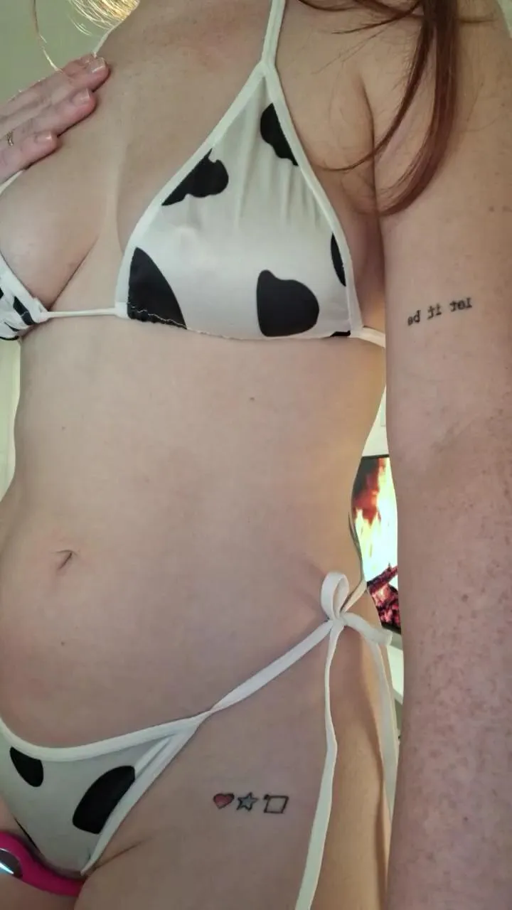 Offline Redheaddol22 on Cam4