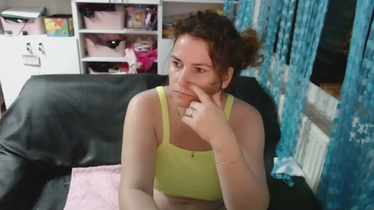 RiannaSmithh on Cam4