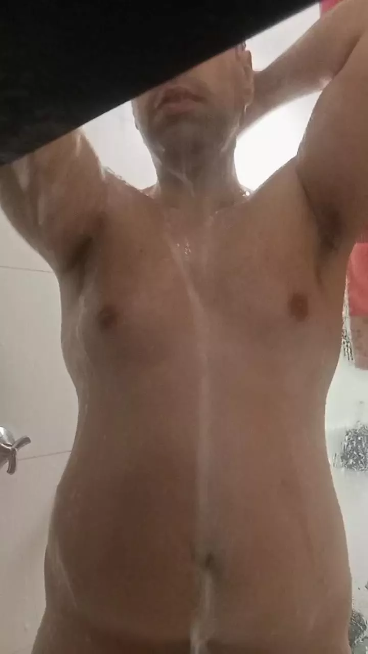 Offline Roger632novo on Cam4