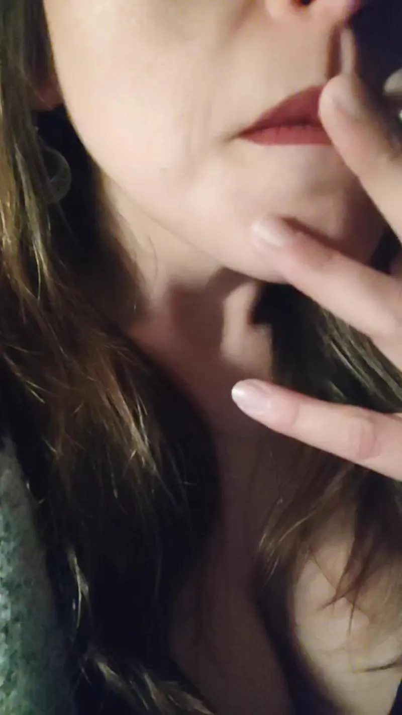 Offline Sailor_Moon69 on Cam4