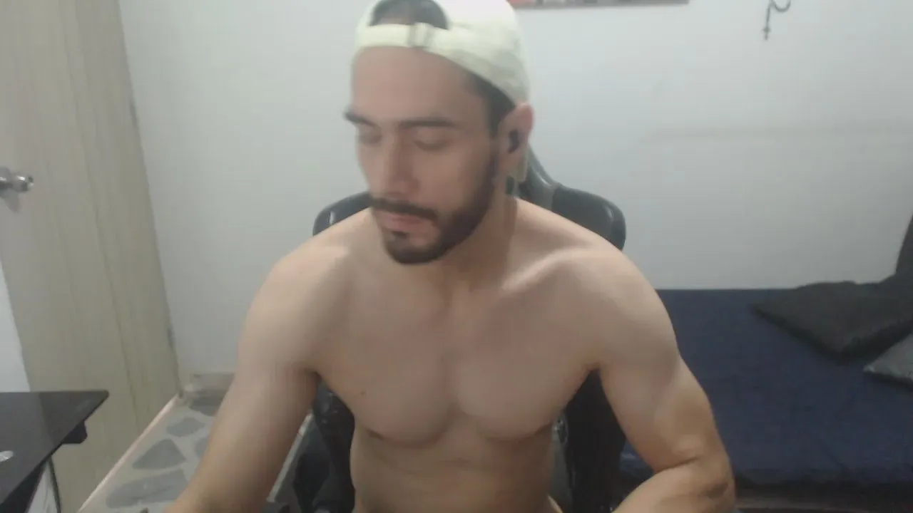 Offline samuelgarcia_ on Cam4