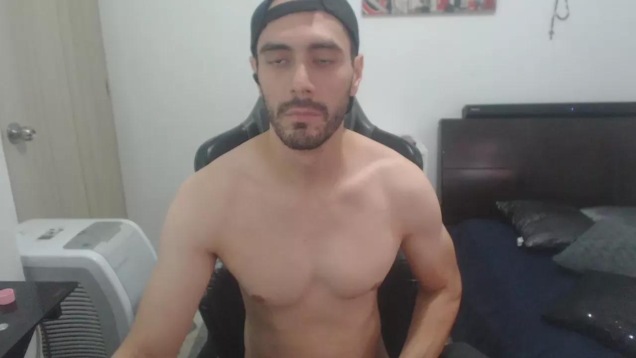 Offline samuelgarcia_ on Cam4