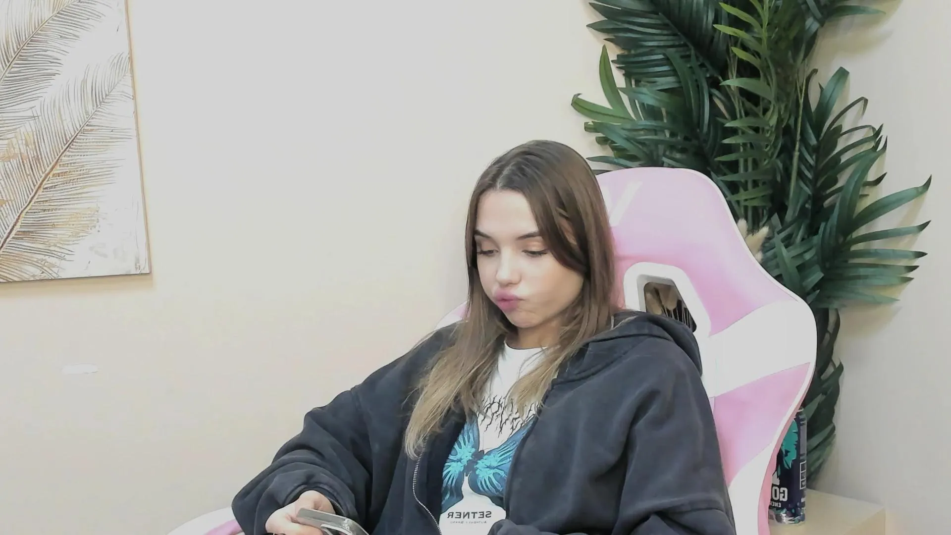 Cam4 ShaniHusk is Freechat ShaniHusk — #pawg #milk #striptease #cum #ass