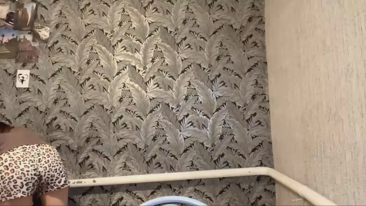 Freechat SuzannLertora on Cam4