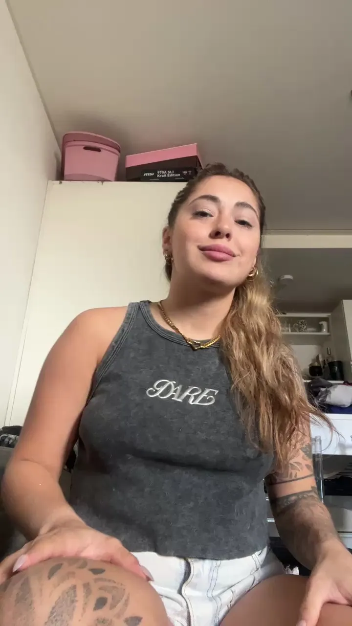 Offline sweettifanny_ on Cam4