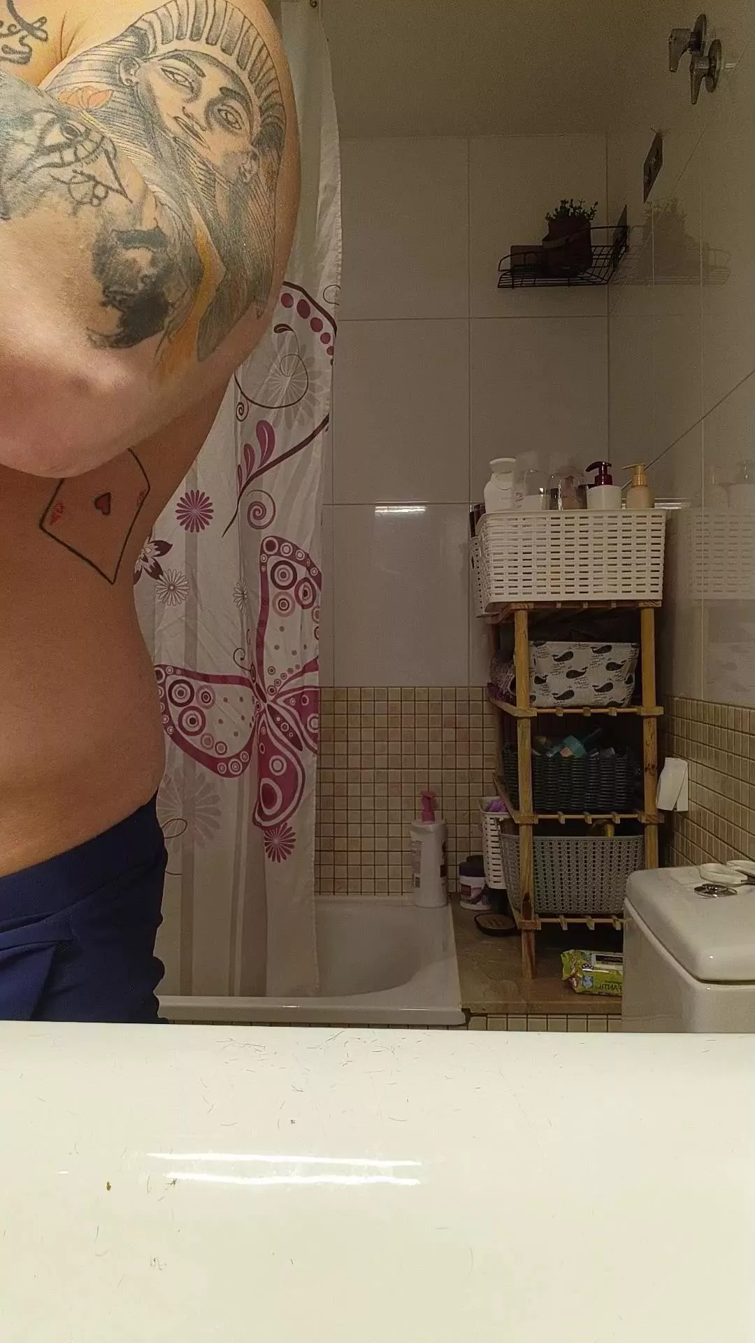 Offline taruated24 on Cam4