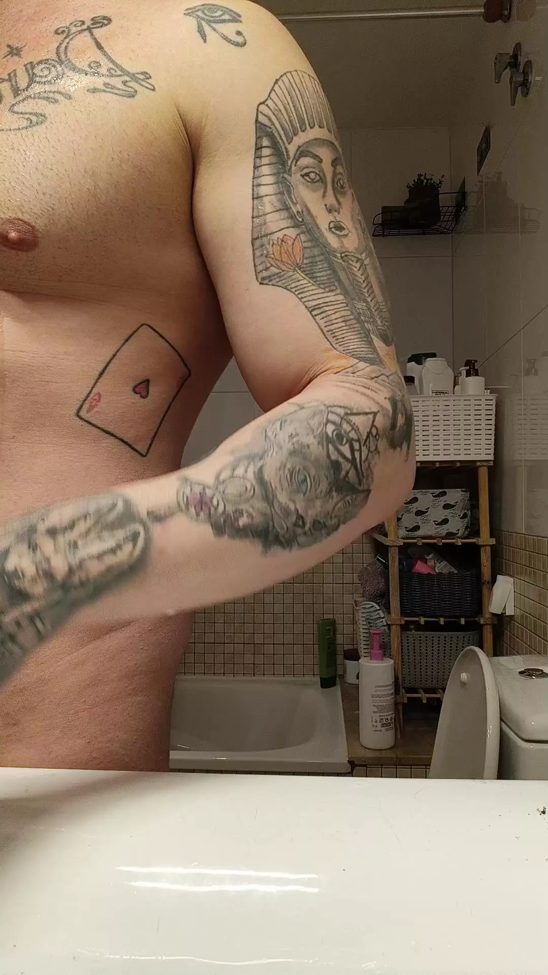 Offline taruated24 on Cam4