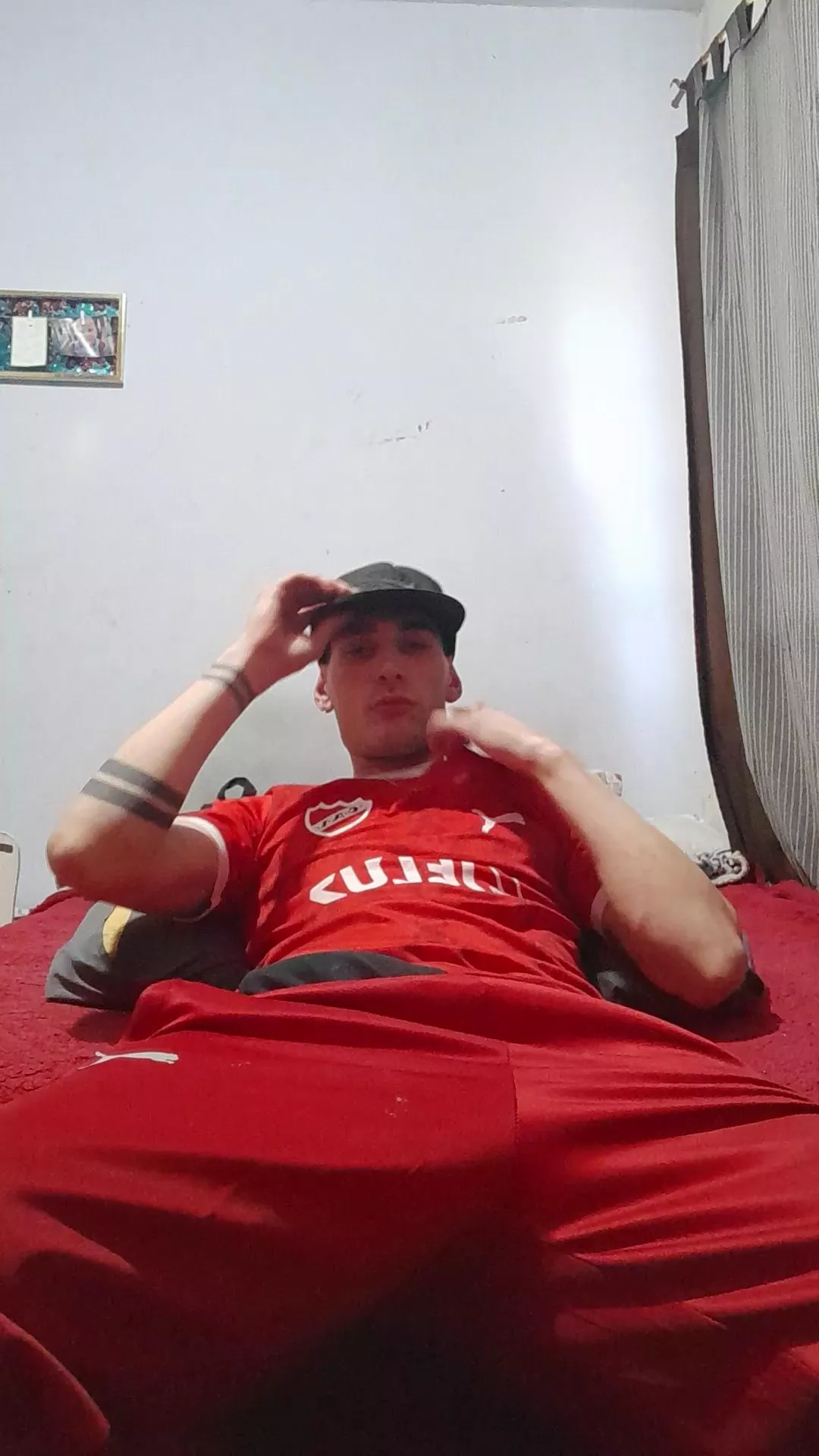 Offline TheKingArg on Cam4