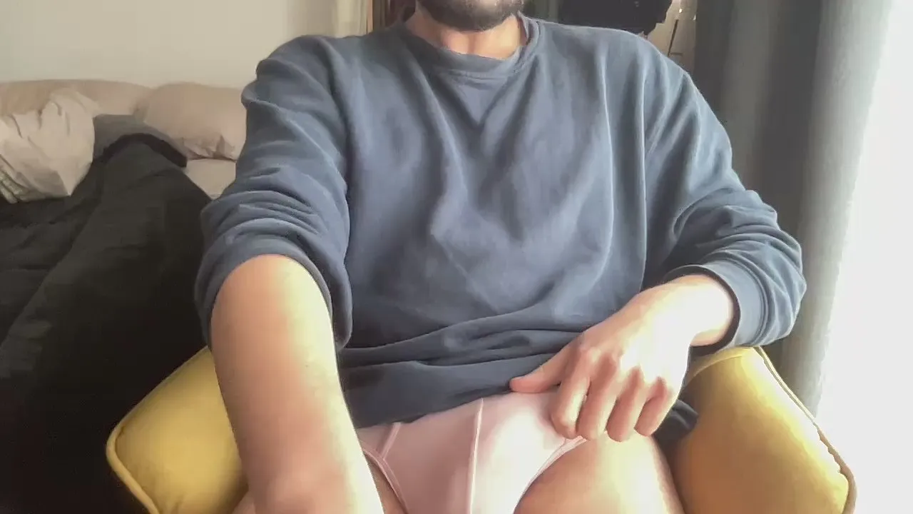 Offline thickexhibit on Cam4