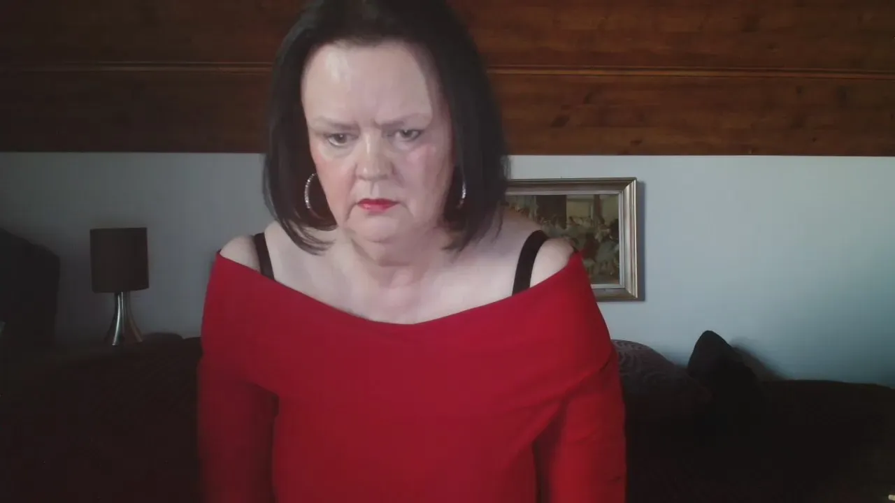 Offline TiffanyMilf on Cam4