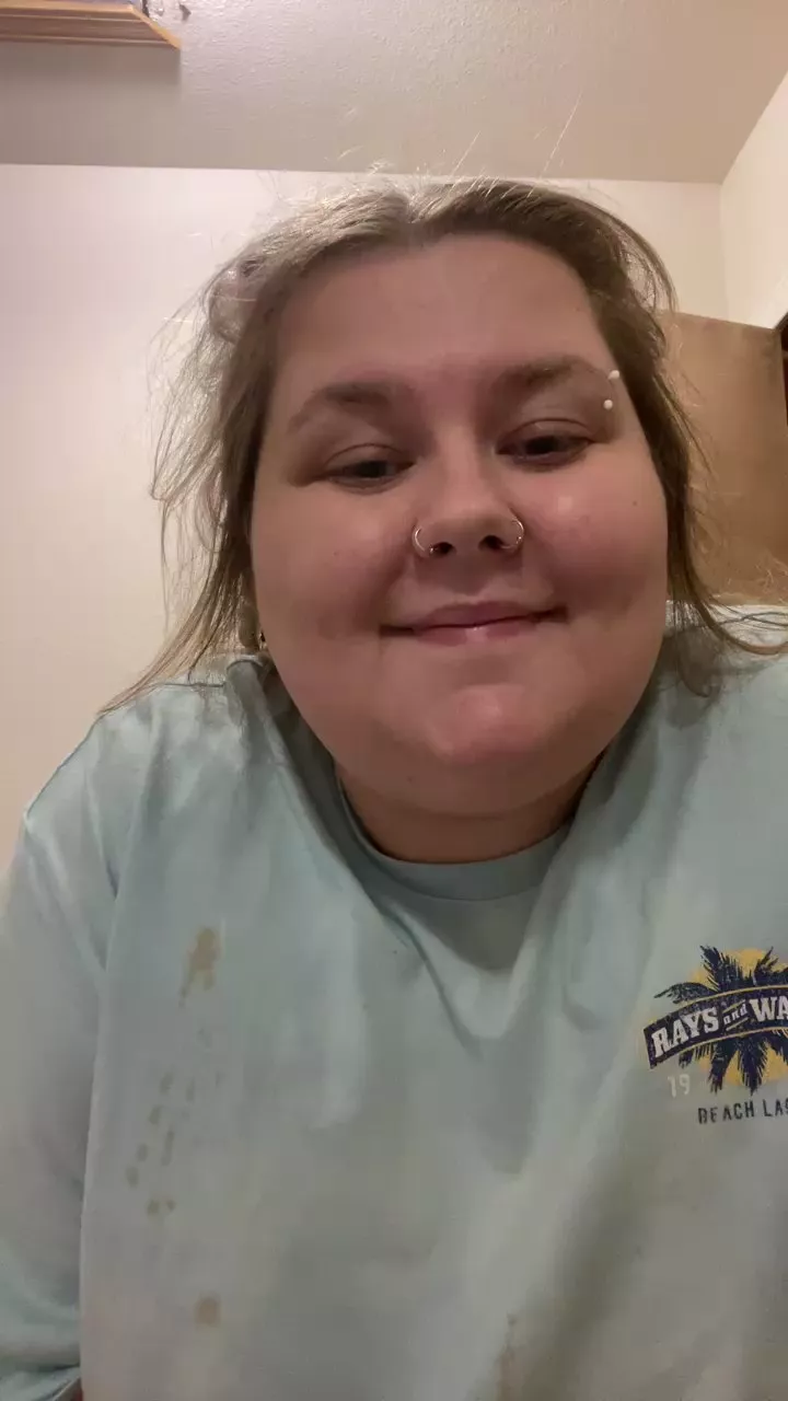 Offline User_69Cherry on Cam4