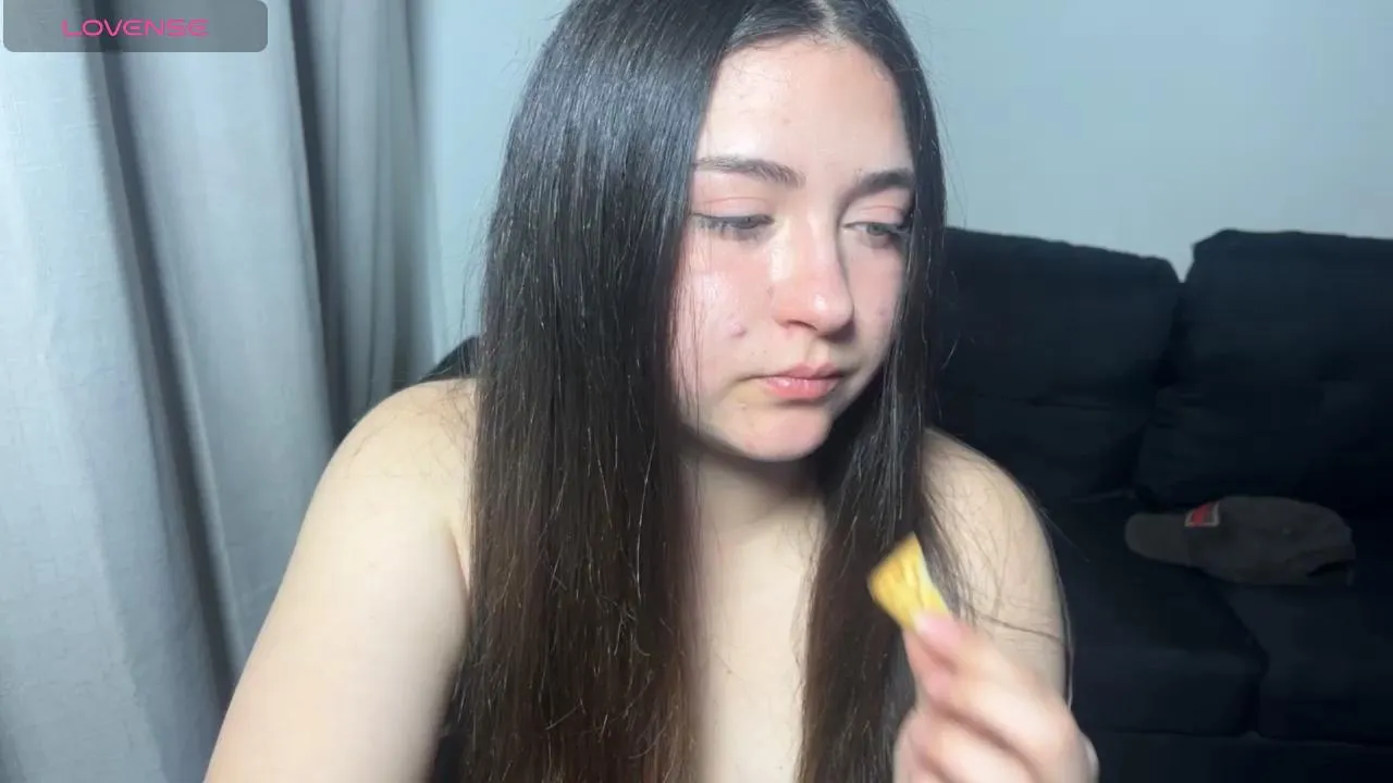 Offline Valentinauwu on Cam4