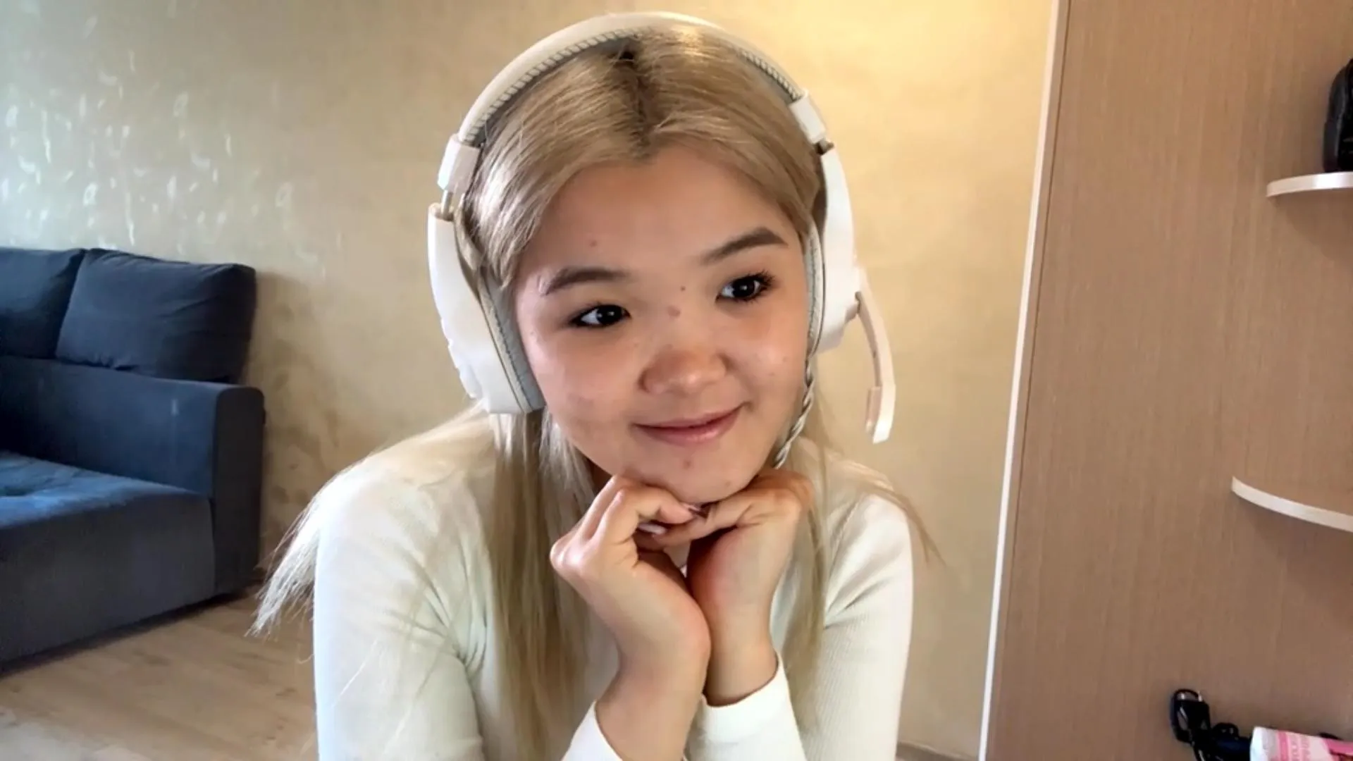 Offline VelmaLaughner on Cam4