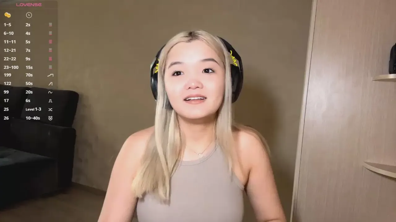 Offline VelmaLaughner on Cam4