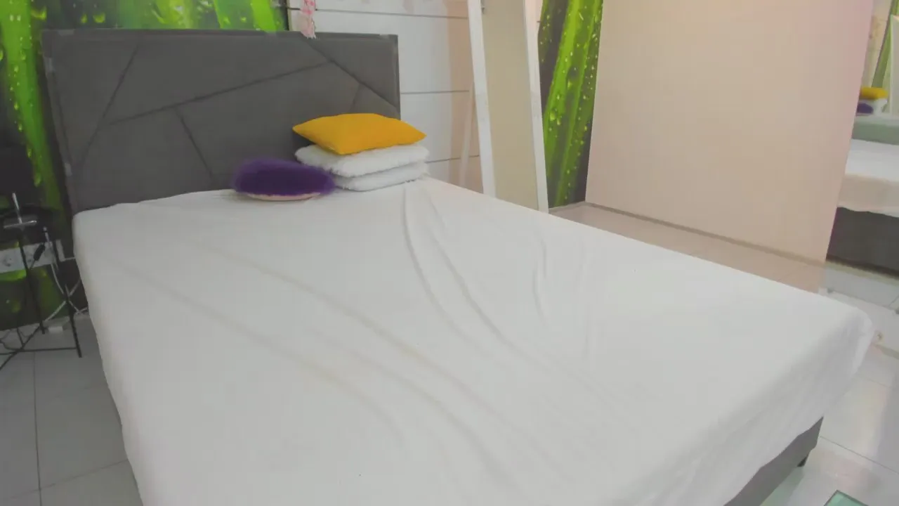 Freechat VeraWatts on Cam4