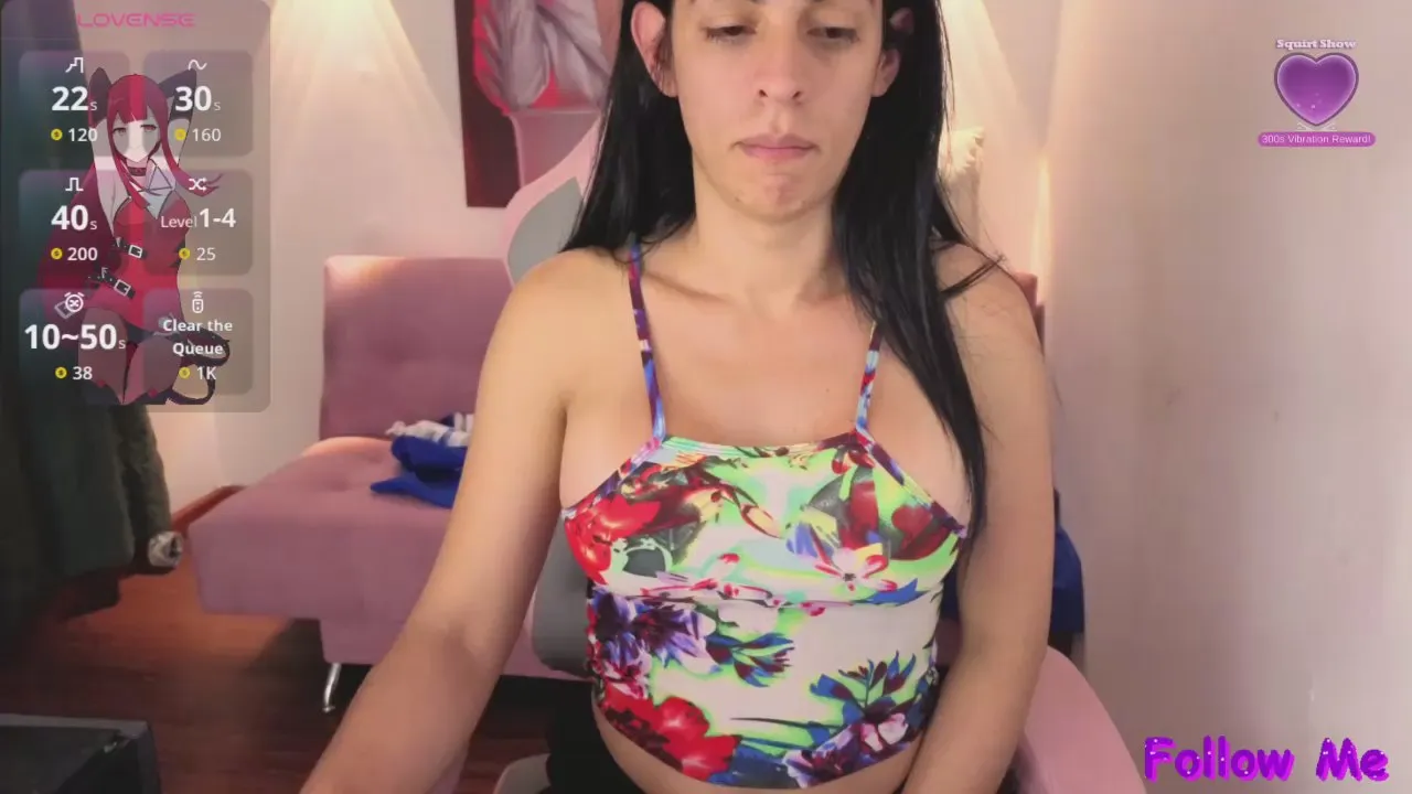 Offline VittoriaLmbrdi on Cam4