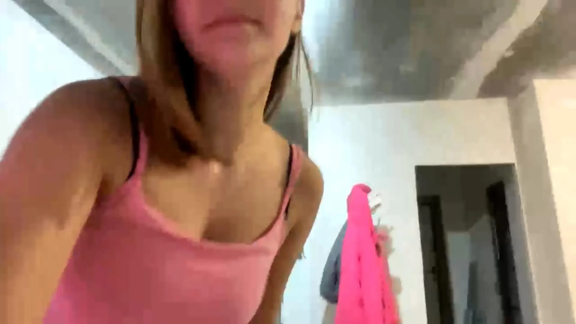 XeniaResner — Freechat on Cam4