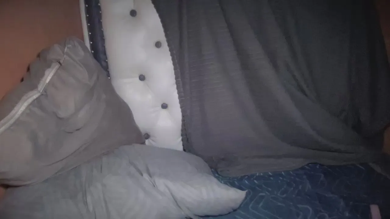 Offline xTemari_ on Cam4