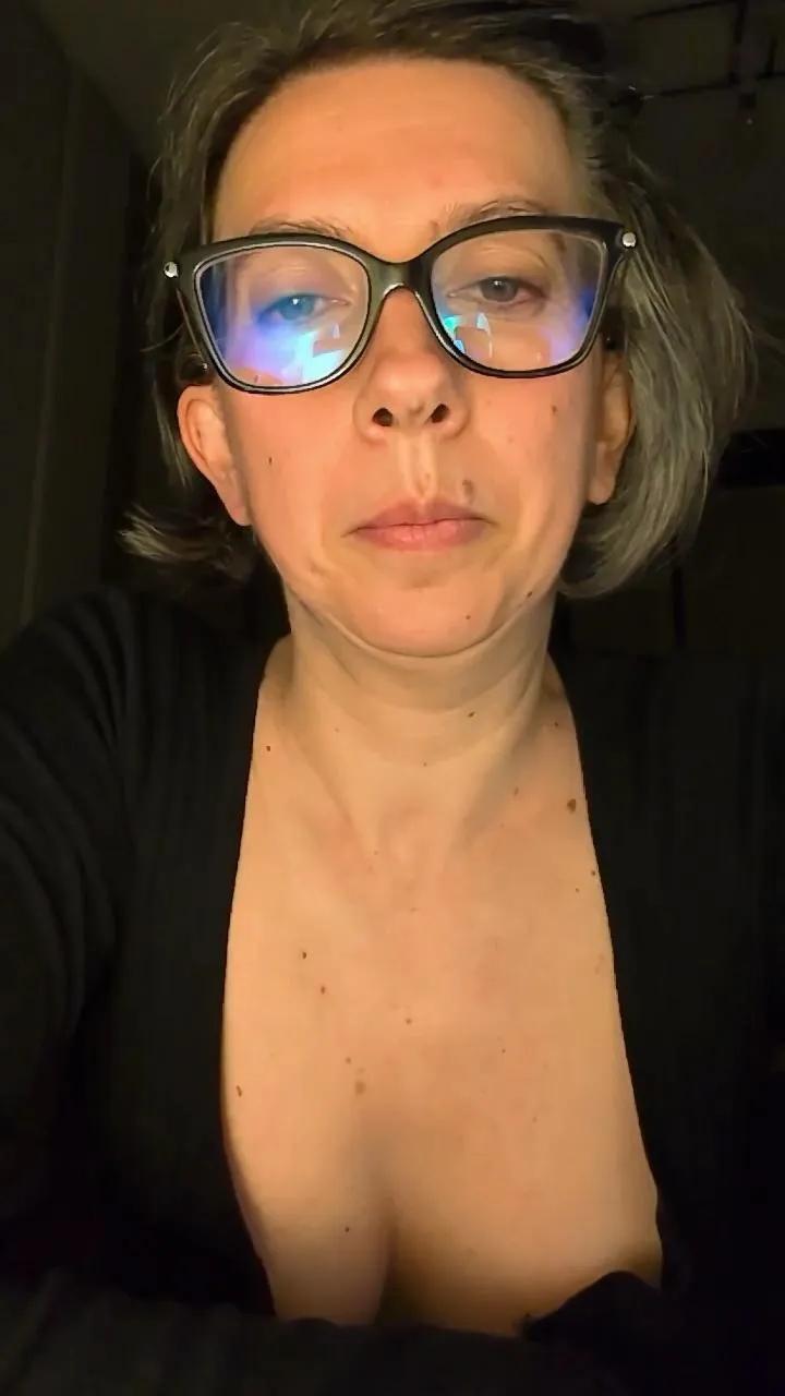 Offline yaoibl on Cam4