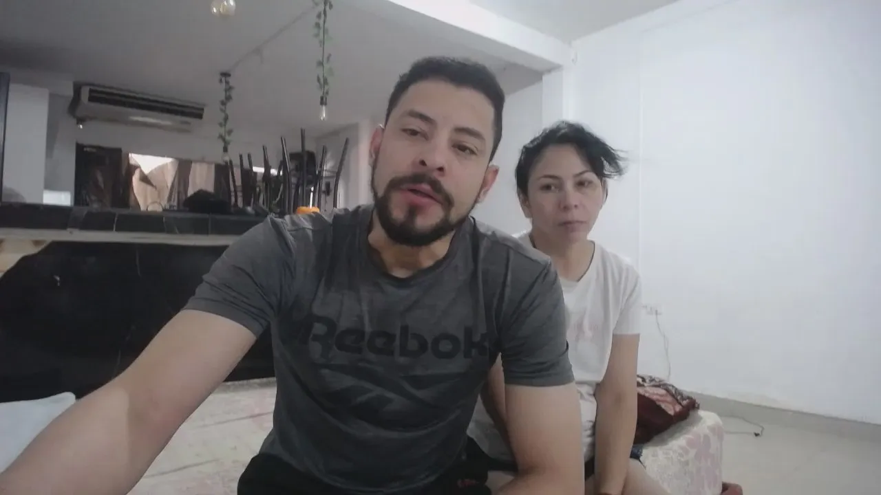 Offline YOHACRIS on Cam4