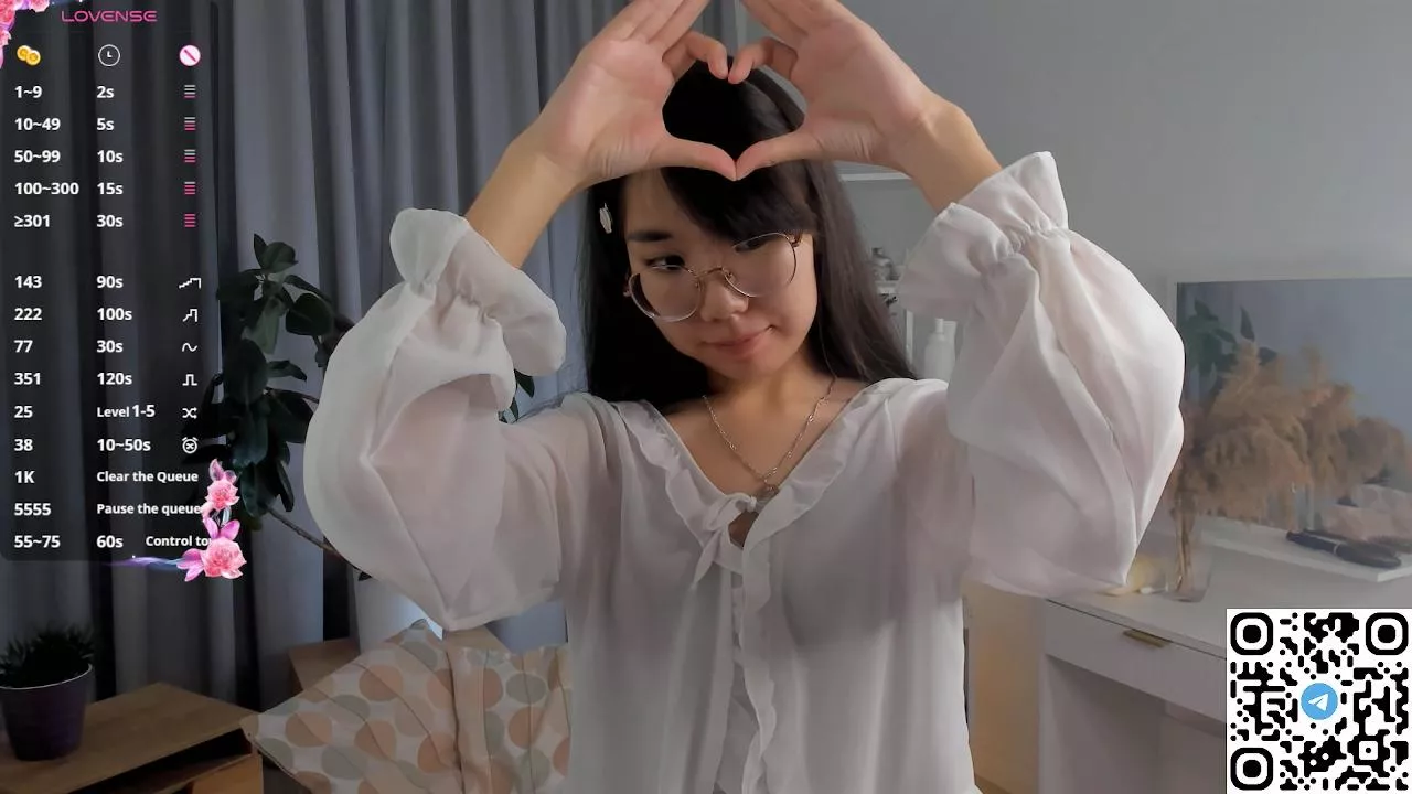 Freechat ZaraHascall on Cam4