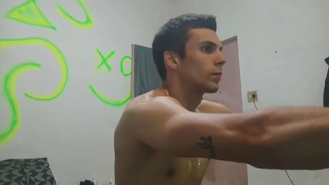 Offline Zyonprive on Cam4