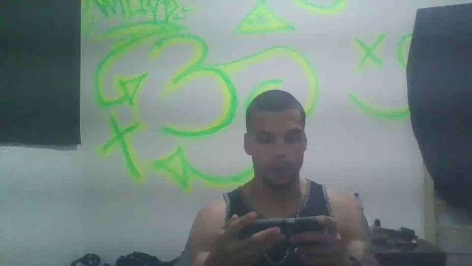 Offline Zyonprive on Cam4