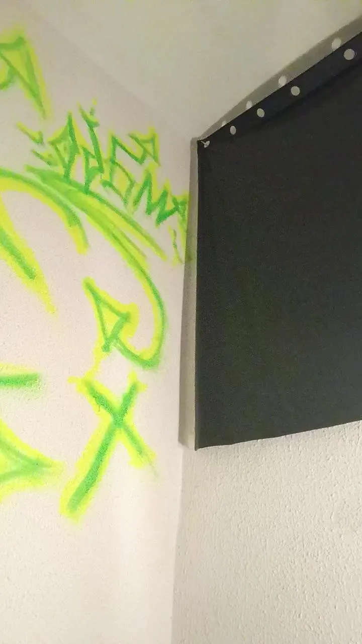 Offline Zyonprive on Cam4